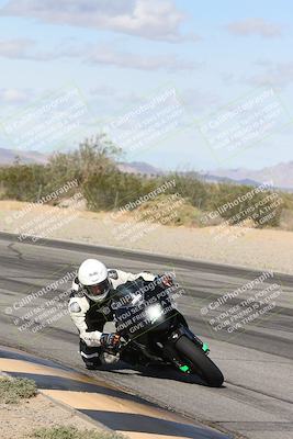 media/Nov-16-2025-Race Pace (Sun) [[8c5fa54630]]/Verified Riders/4-Turn 3 Inside (1050am)/